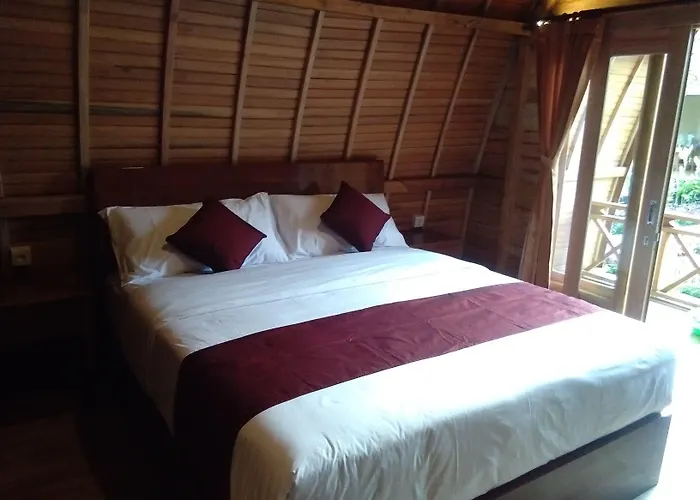 Hotel Visual 2*